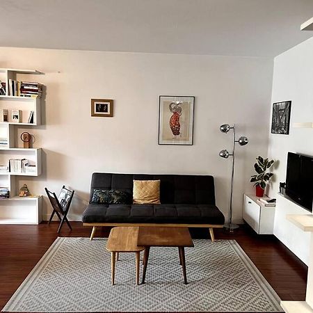 Paris : Appartement Familial Avec Parking Prive Clichy Exterior foto