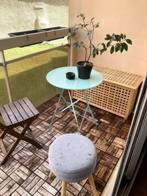 Paris : Appartement Familial Avec Parking Prive Clichy Exterior foto